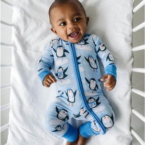 🐧NIB LS Ice Skating Penguins Zippy🐧